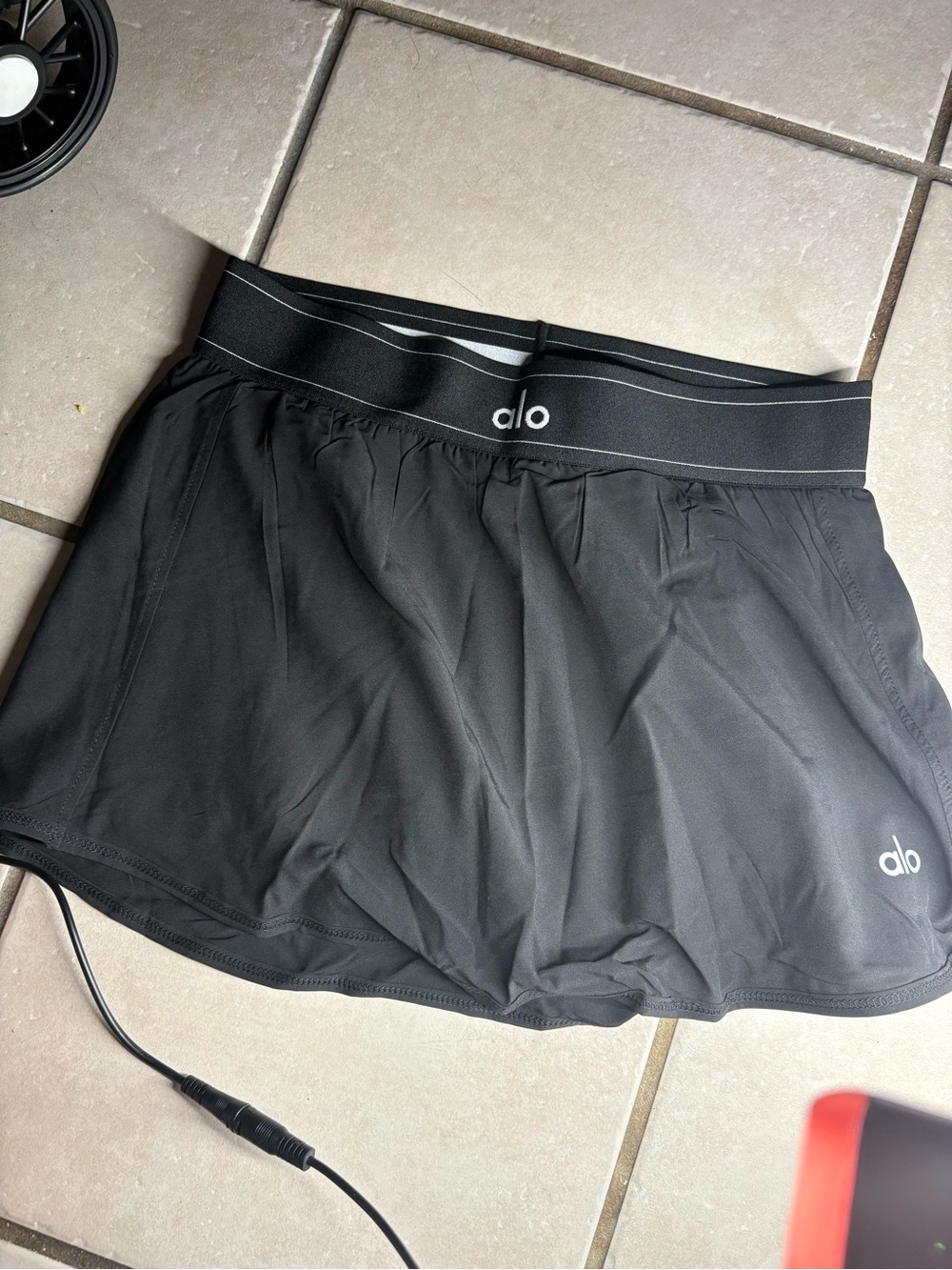 ALO Yoga Black Women's Athletic Skort with Logo Waistband